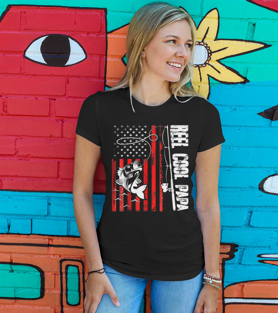 Reel Cool PAPA Fishing Lover American Flag T-Shirt