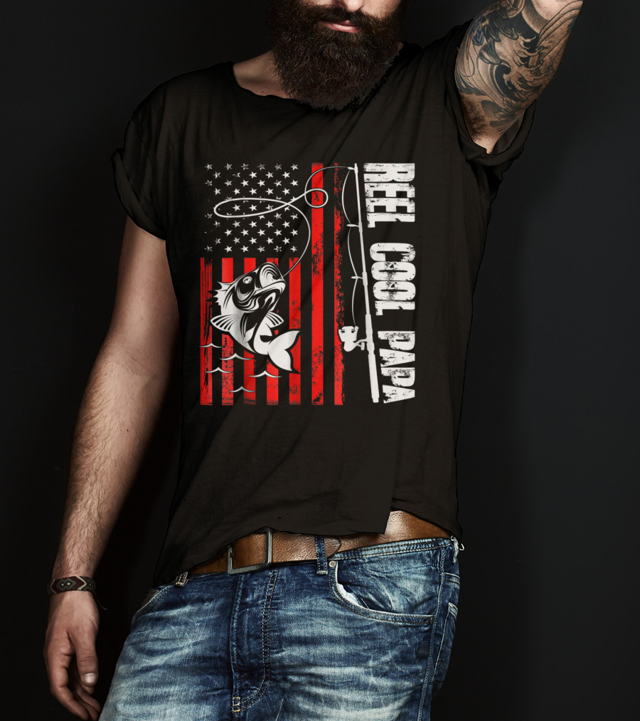 Reel Cool PAPA Fishing Lover American Flag T-Shirt