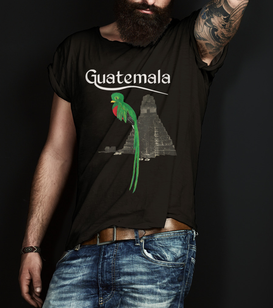 Guatemala Quetzal Chapin Vintage Maya Antigu Pyramid T-Shirt
