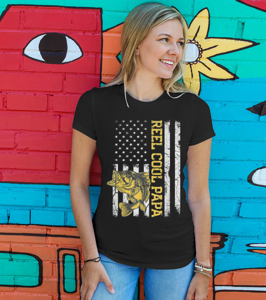 Father's Day Fishing Reel Cool Papa American Flag Bass T-Shirt