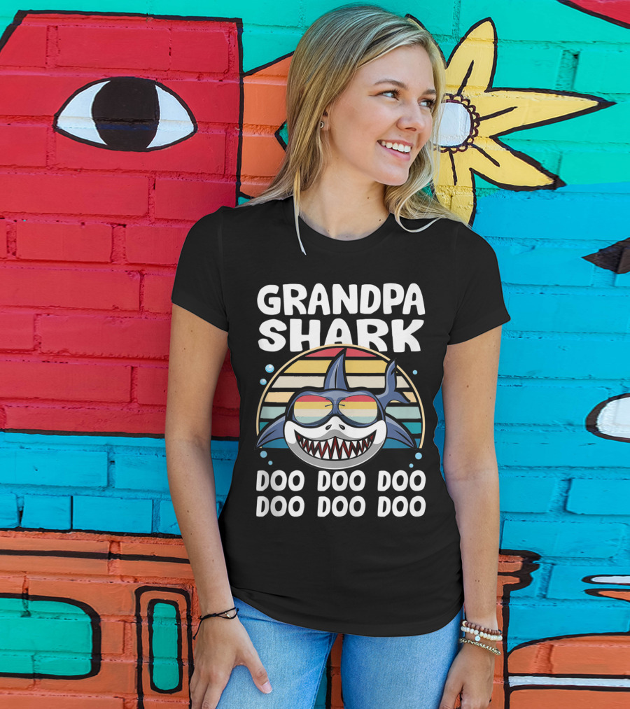 Grandpa Shark Doo Doo Doo Retro Style With Sunglasses T-Shirt
