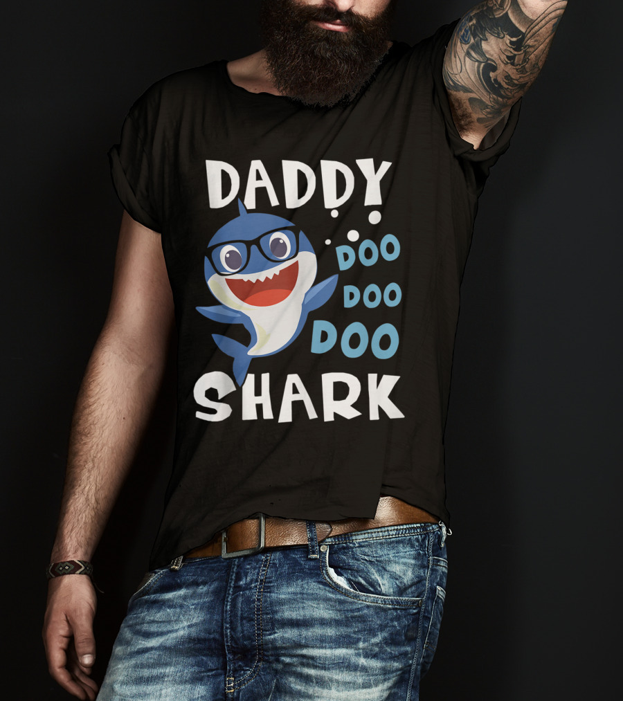 Daddy Shark Doo Doo Doo Funny Baby Mommy T-Shirt