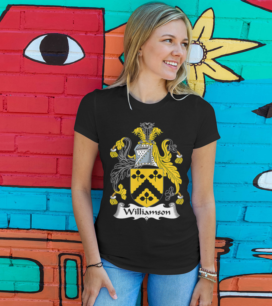 Williamson Family Crest Coat Of Arms Emblem T-Shirt