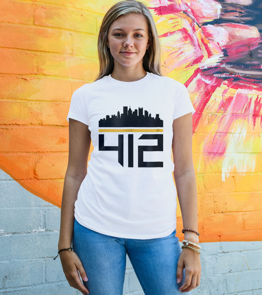 Pittsburgh Skyline 412 Steel City Black And Gold T-Shirt