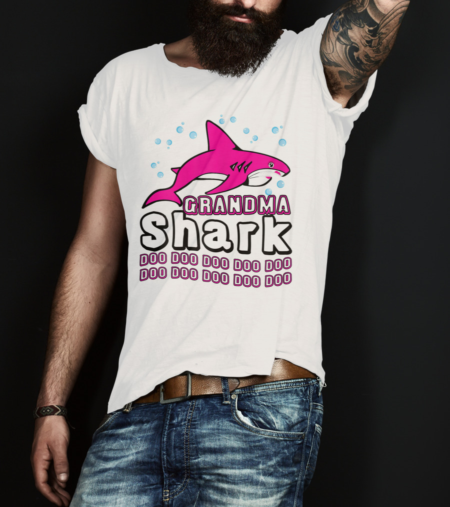 Grandma Shark Doo Doo Doo Doo Doo Doo Doo Doo Doo Doo Doo Doo T-Shirt