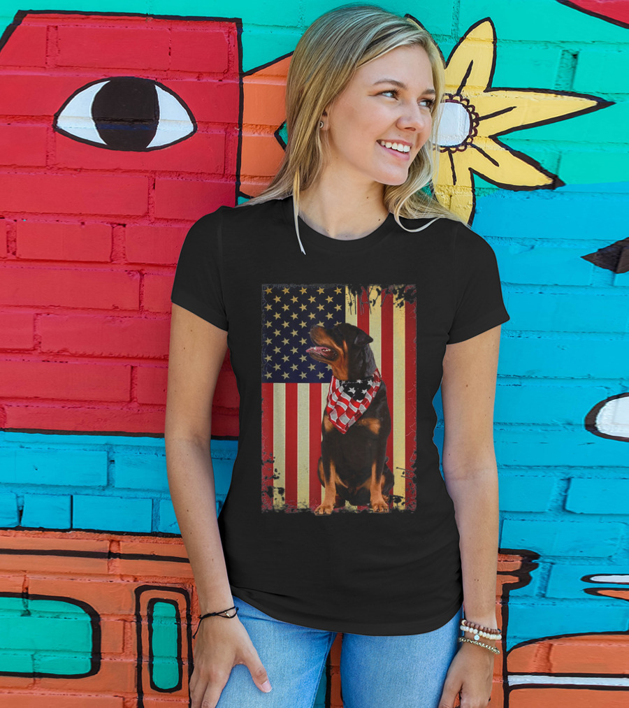 Rottweiler Smile American Flag Patriotic Independence T-Shirt