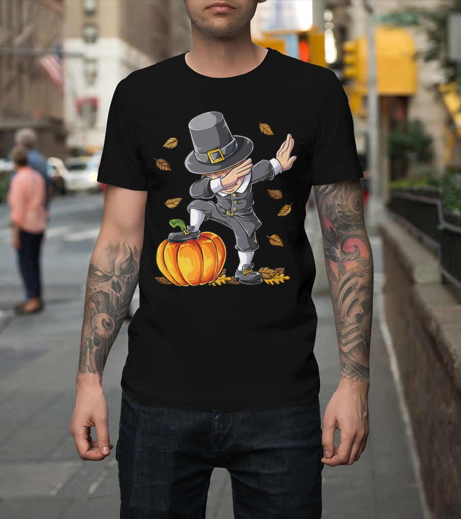 Thanksgiving Dabbing Pilgrim Boy Pumpkin Autumn Leaves T-Shirt