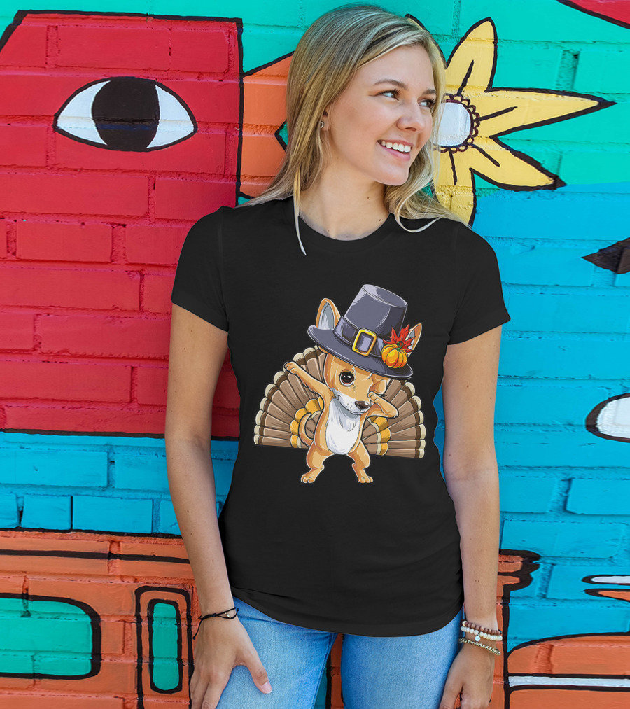 Thanksgiving Dabbing Chihuahua Pilgrim Hat Turkey Feathers T-Shirt