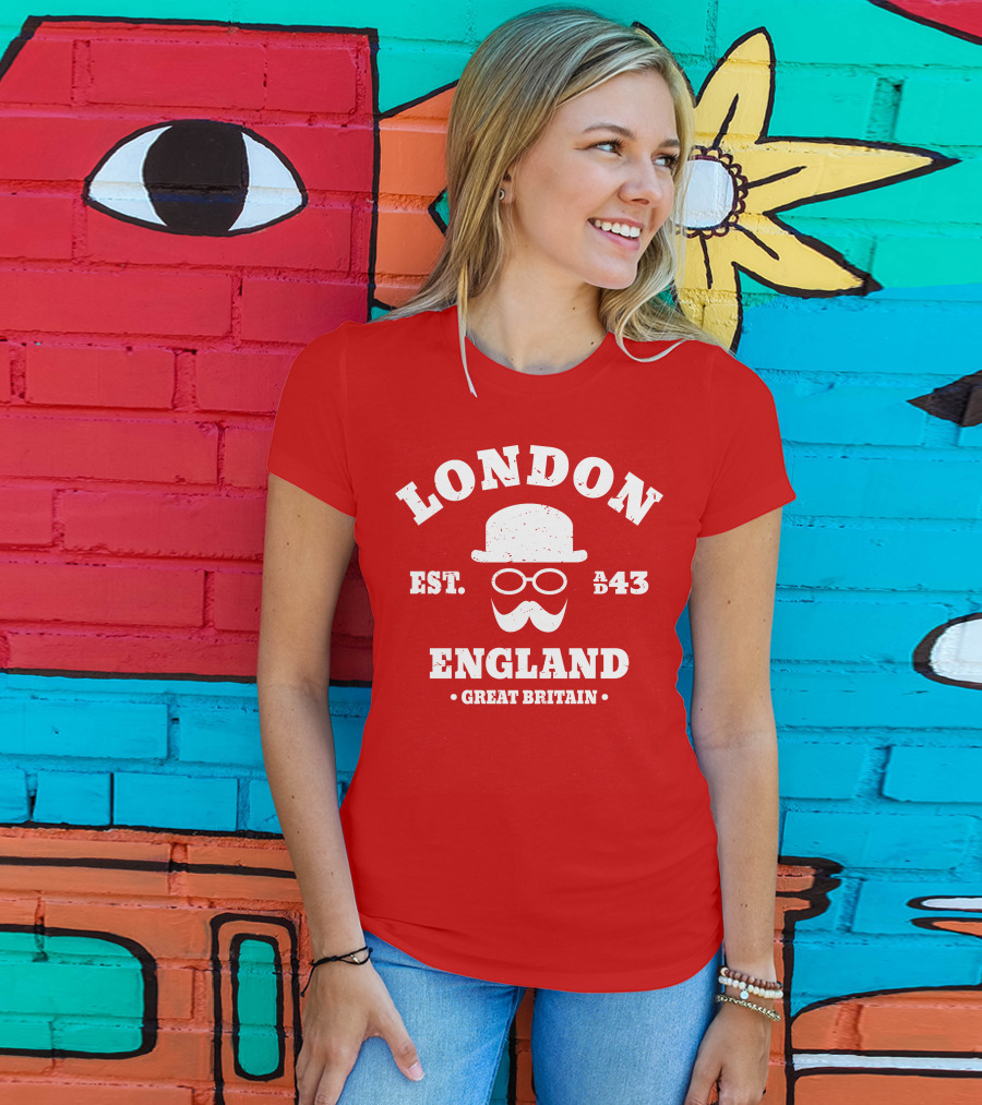 London England Est. AD 43 Great Britain Hipster Bowler Hat T-Shirt
