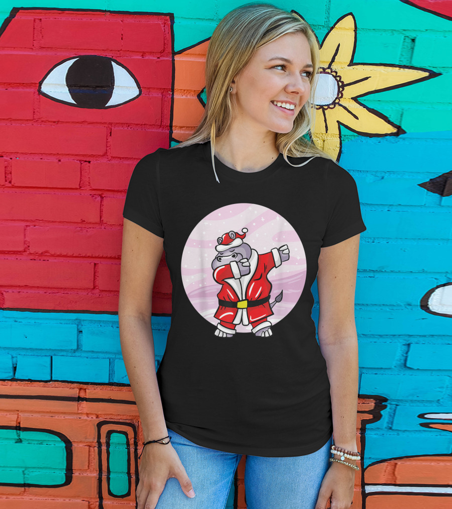 Funny Dabbing Christmas Santa Claus Hippo With Red Santa Suit T-Shirt
