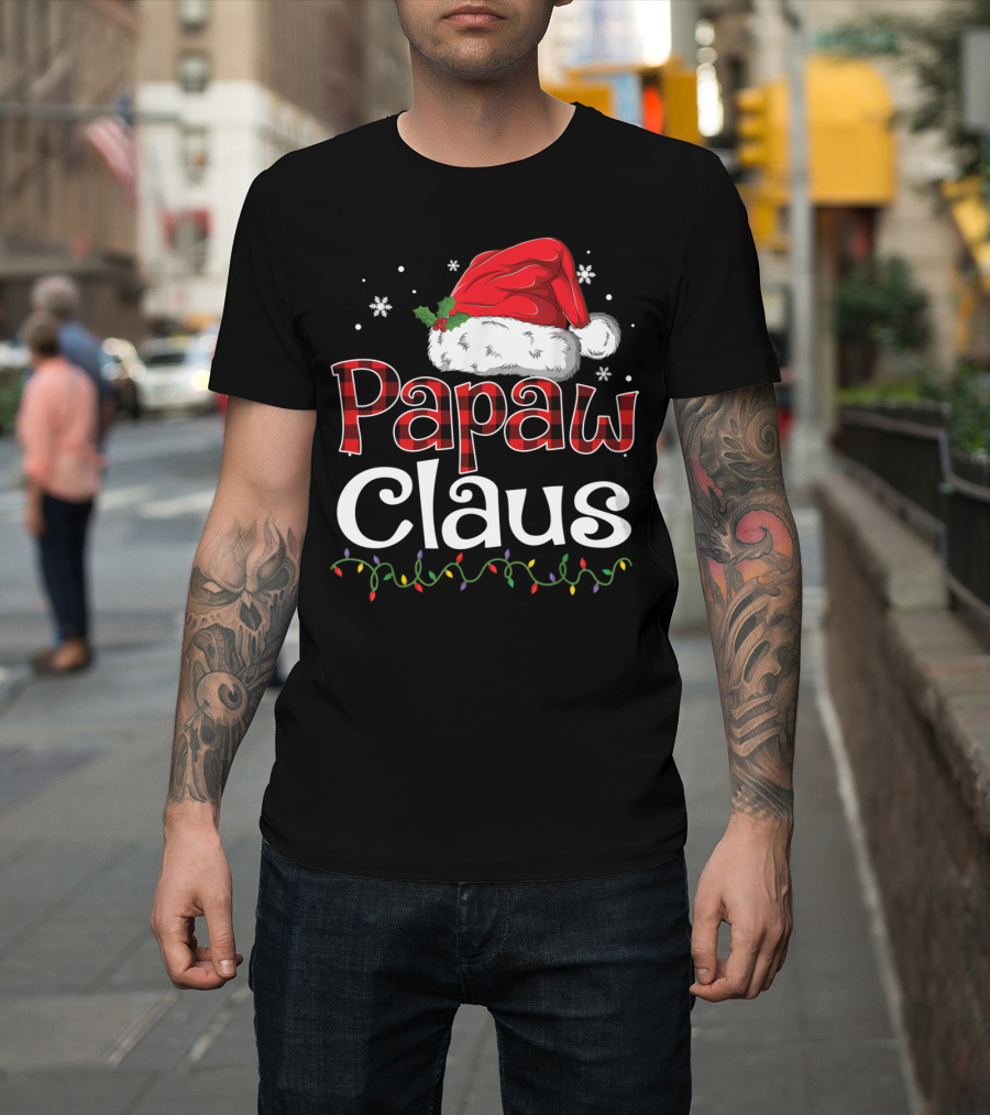 Papaw Claus Christmas Santa Hat Snowflakes Lights T-Shirt