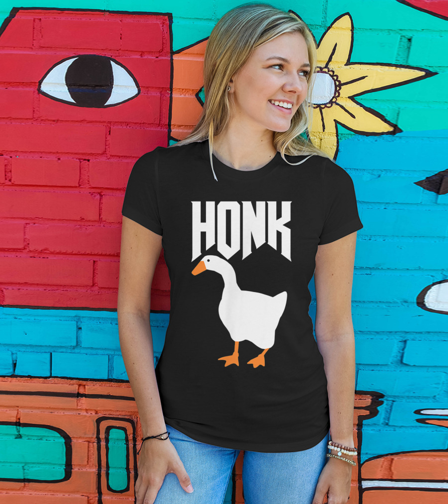 Honk Goose Funny Video Gamer Untitled Goose Game T-Shirt