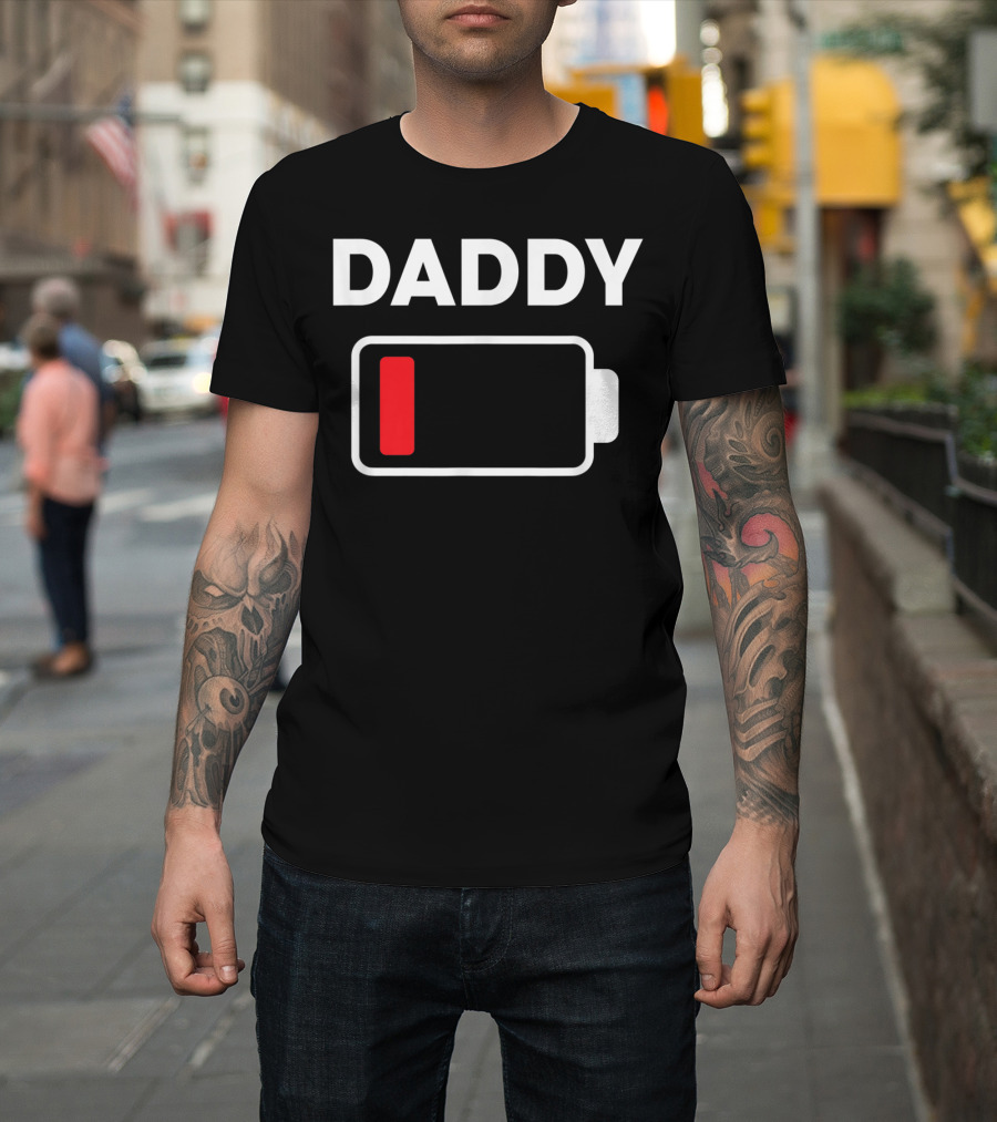 Daddy Low Battery Christmas Family Matching T-Shirt