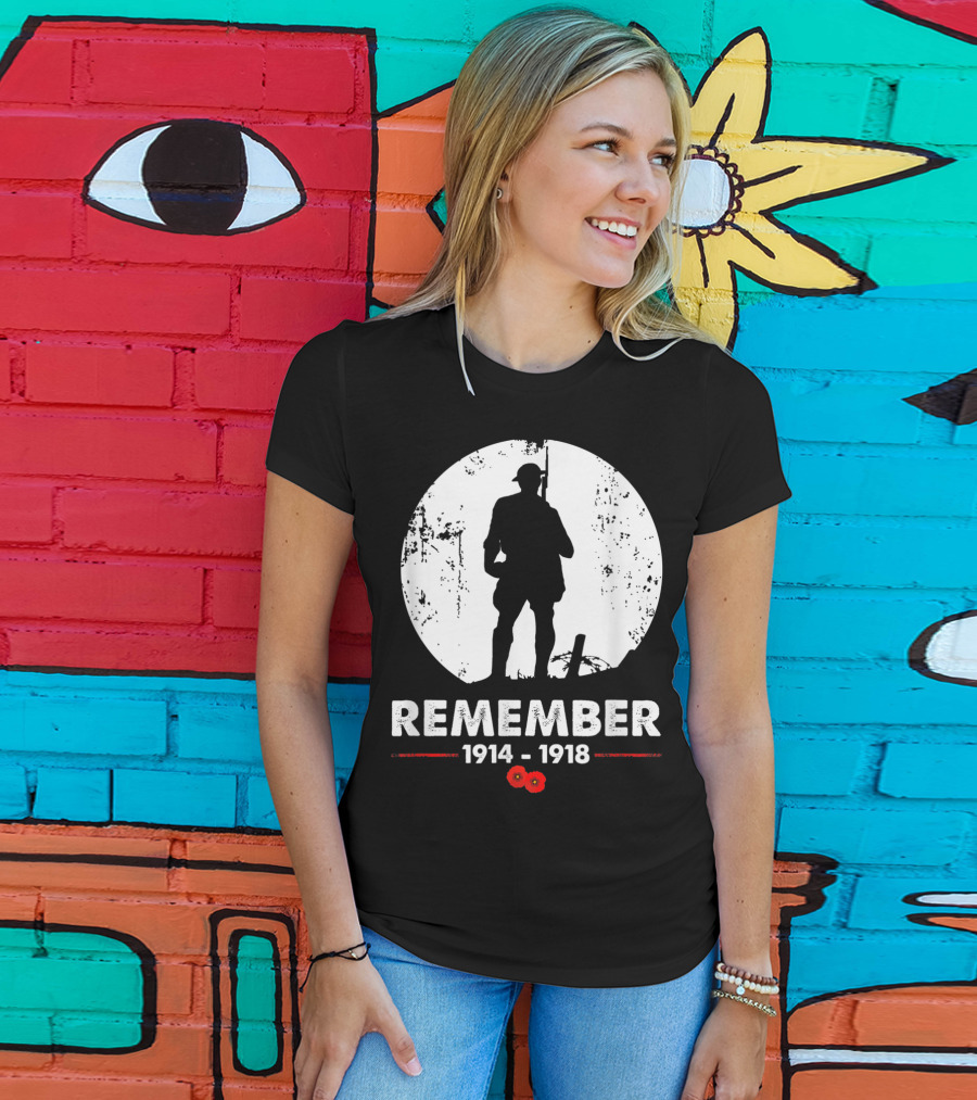 World War 1 Remember 1914-1918 Soldier Silhouette With Poppies T-Shirt