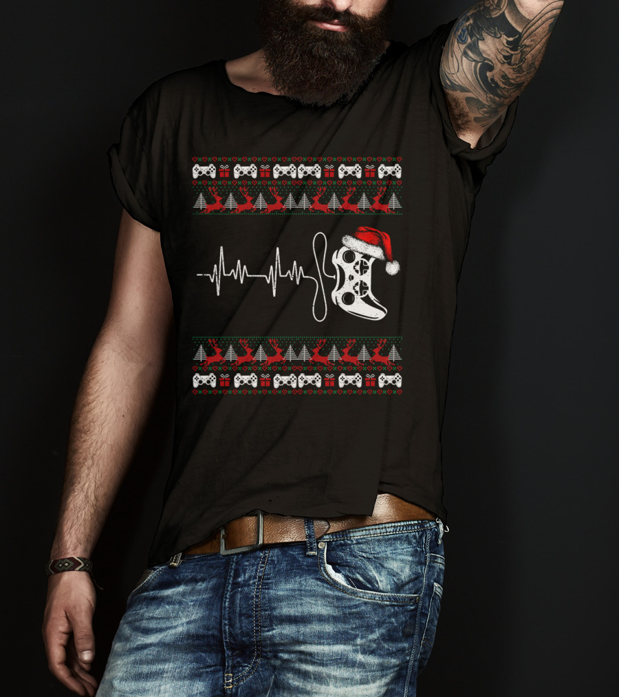 Gamer Heartbeat Christmas Controller Santa Hat Trees Reindeer T-Shirt