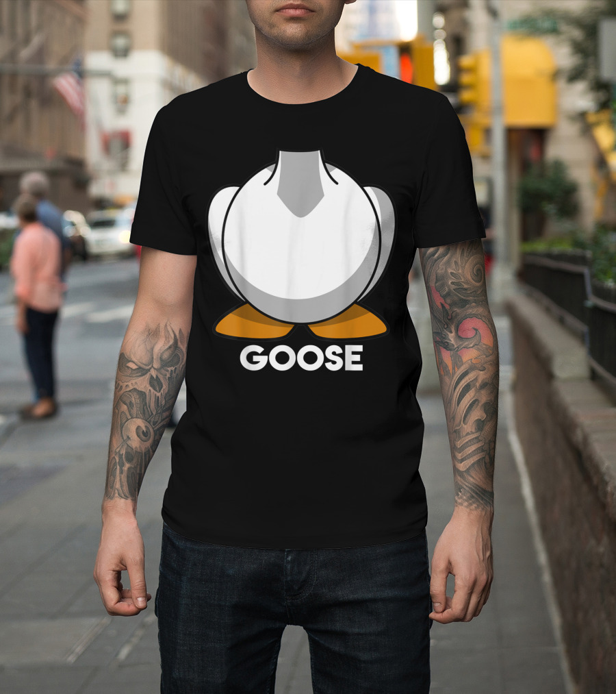 Goose Costume Halloween Friend Group Novelty T-Shirt
