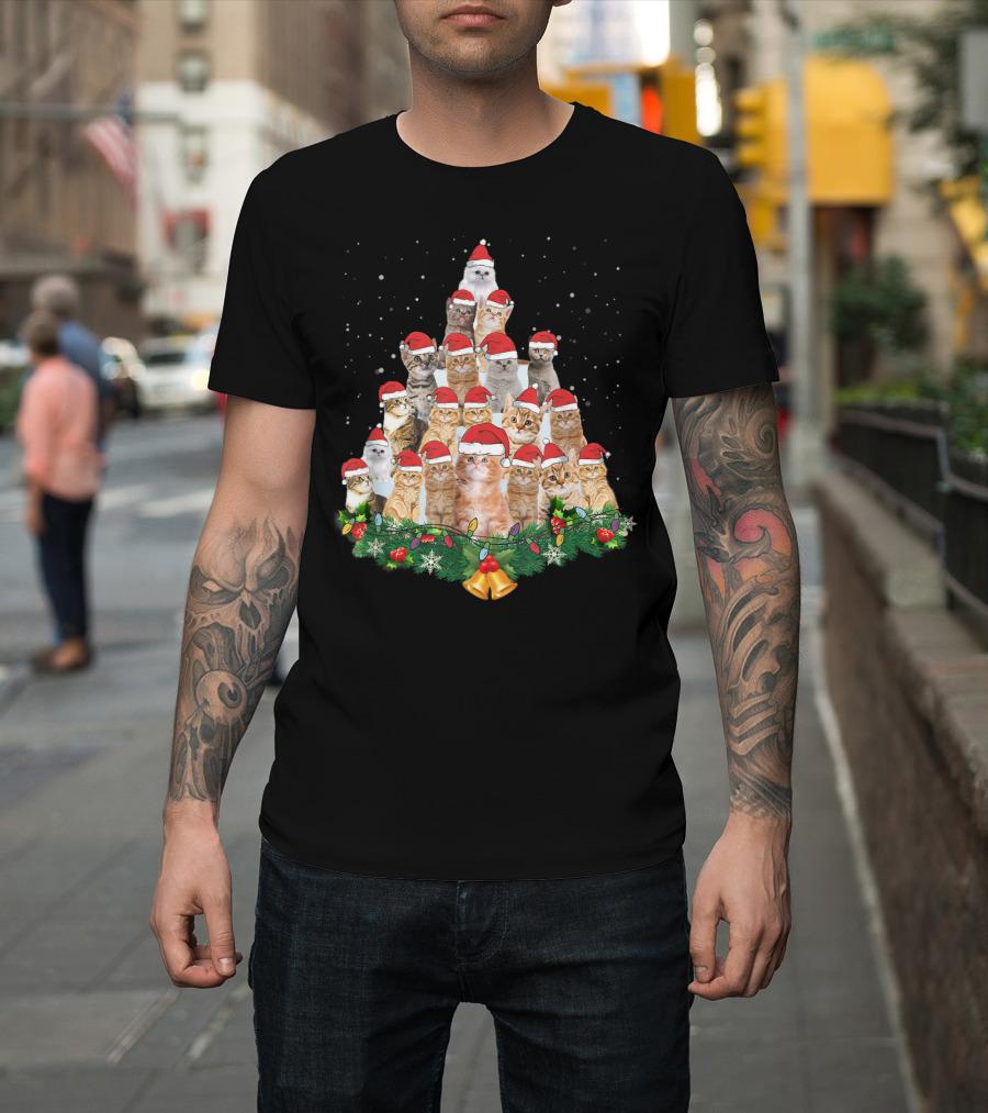 Funny Cats Wearing Santa Hats in Snow Holiday T-Shirt