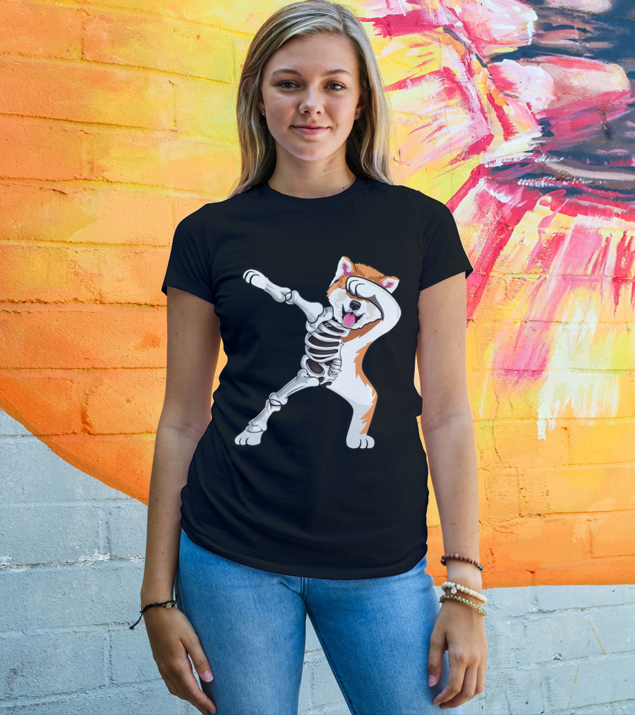 Akita Dog Skeleton Dabbing Halloween T-Shirt
