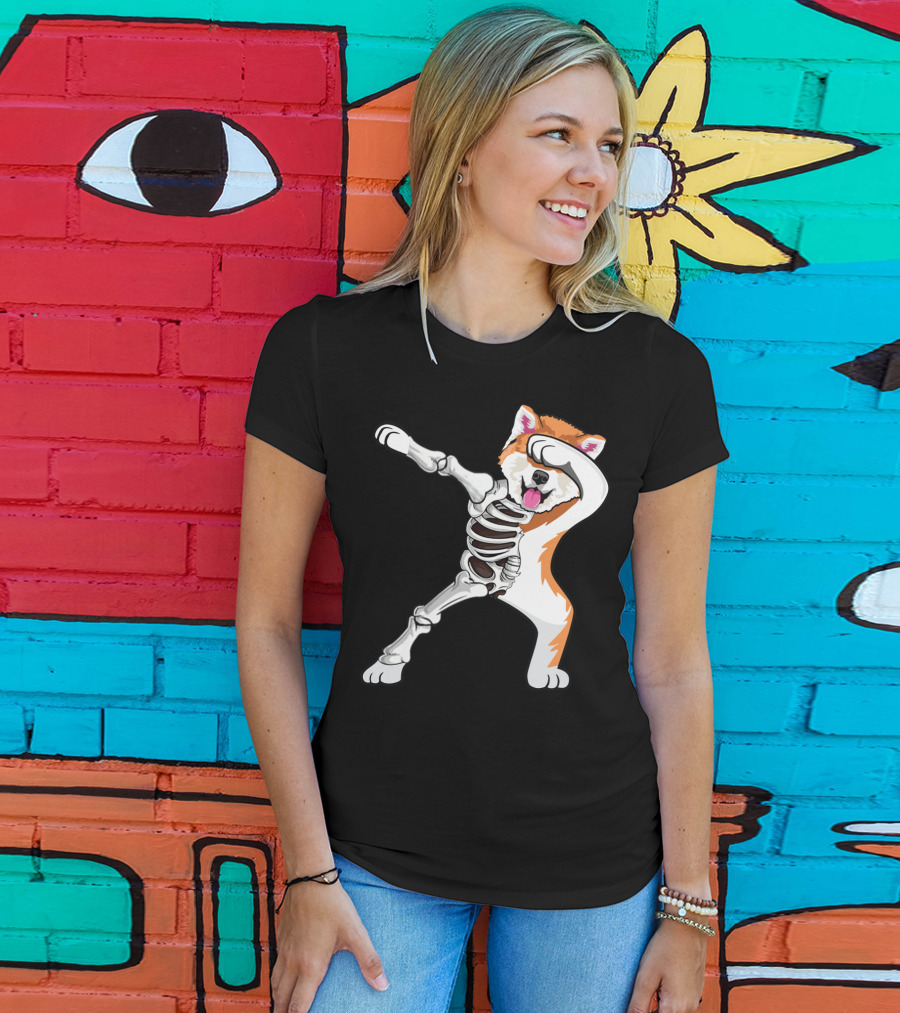 Akita Dog Skeleton Dabbing Halloween T-Shirt