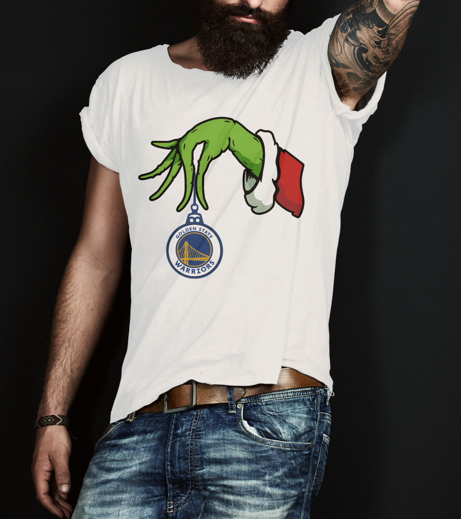 The Grinch Hand Holding Golden State Warriors T-Shirt