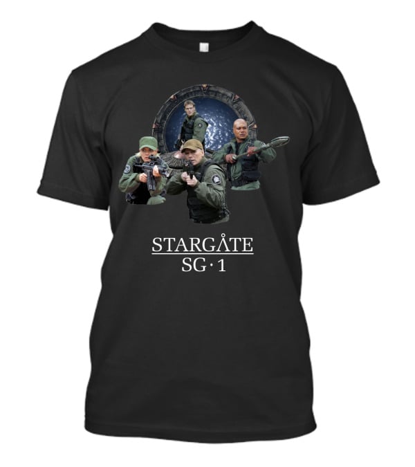 STARGATE SG-1 Team In Front Of Stargate Portal T-Shirt