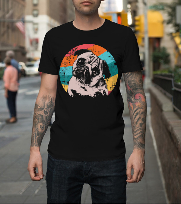 Shirt: Pug Retro Grunge Circle with Colorful Stripes T-Shirt Pug Retro Grunge Circle with Colorful Stripes T-Shirt