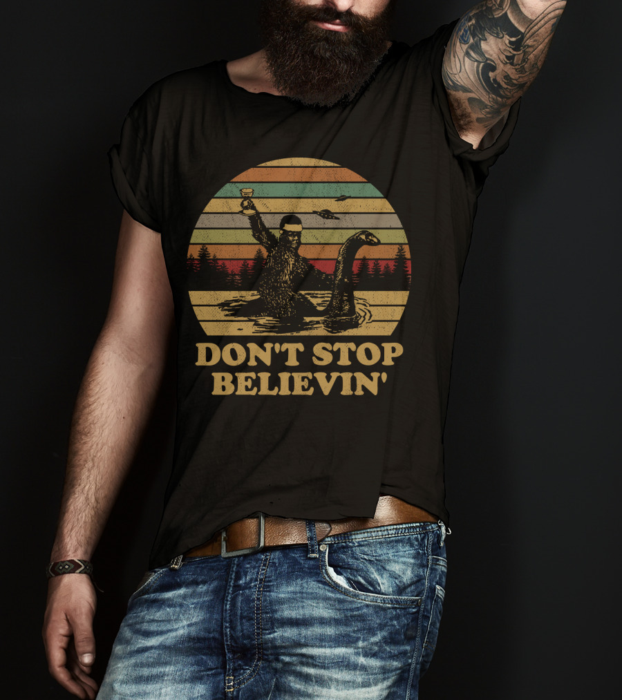 Don't Stop Believin' Bigfoot Loch Ness Vintage Sunset Retro T-Shirt