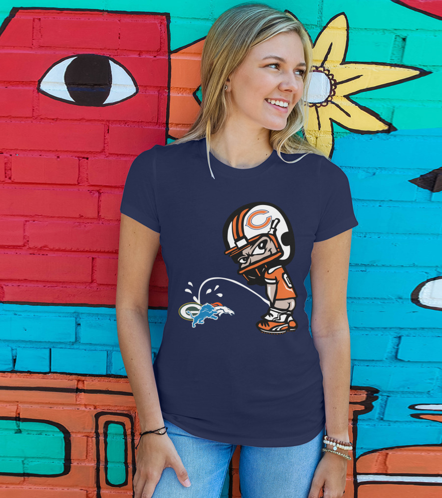 Chicago Bears Player Helmet Packers And Broncos Rivalry T-Shirt