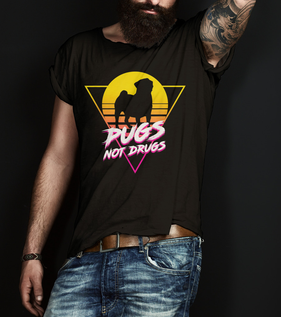 Pugs Not Drugs Retro Sunset Triangle T-Shirt
