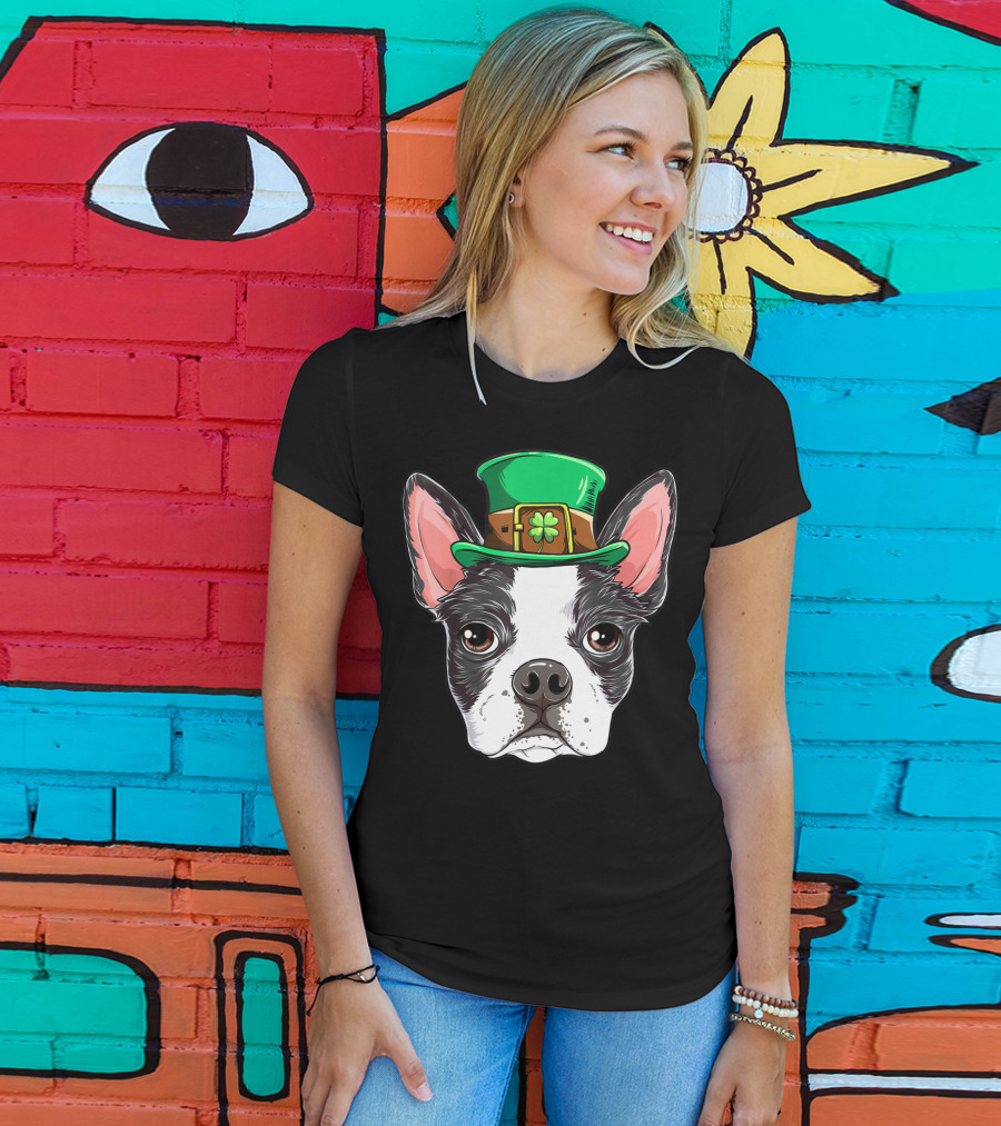 Boston Terrier St Patricks Day Leprechaun Dog With Green Hat T-Shirt