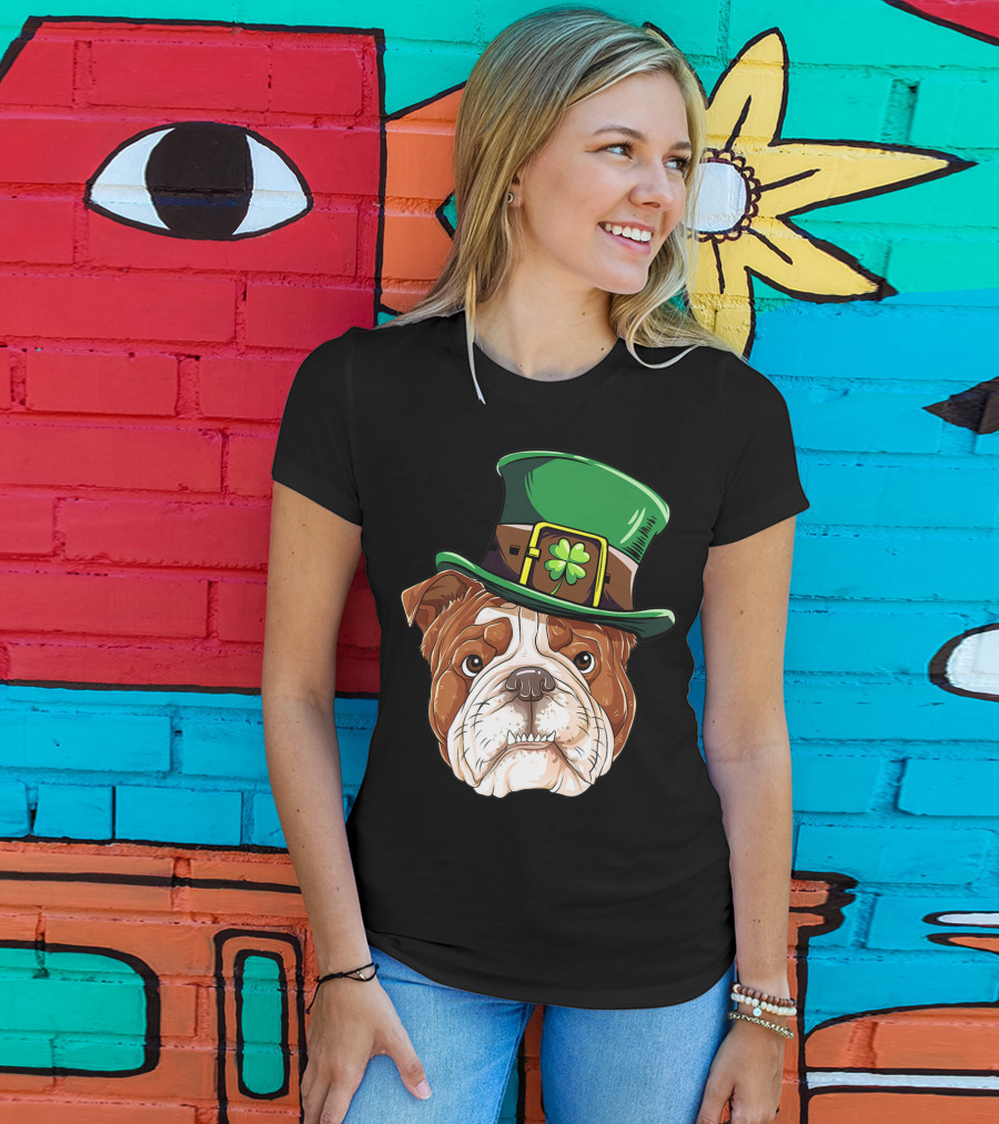 St Patricks Day English Bulldog Leprechaun Hat T-Shirt