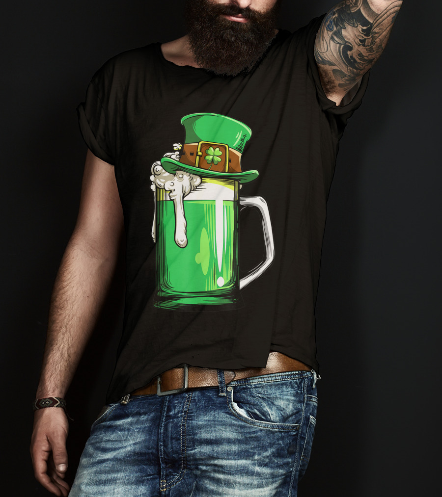 Green Beer Mug Leprechaun Hat St Patricks Day Men Drinking T-Shirt