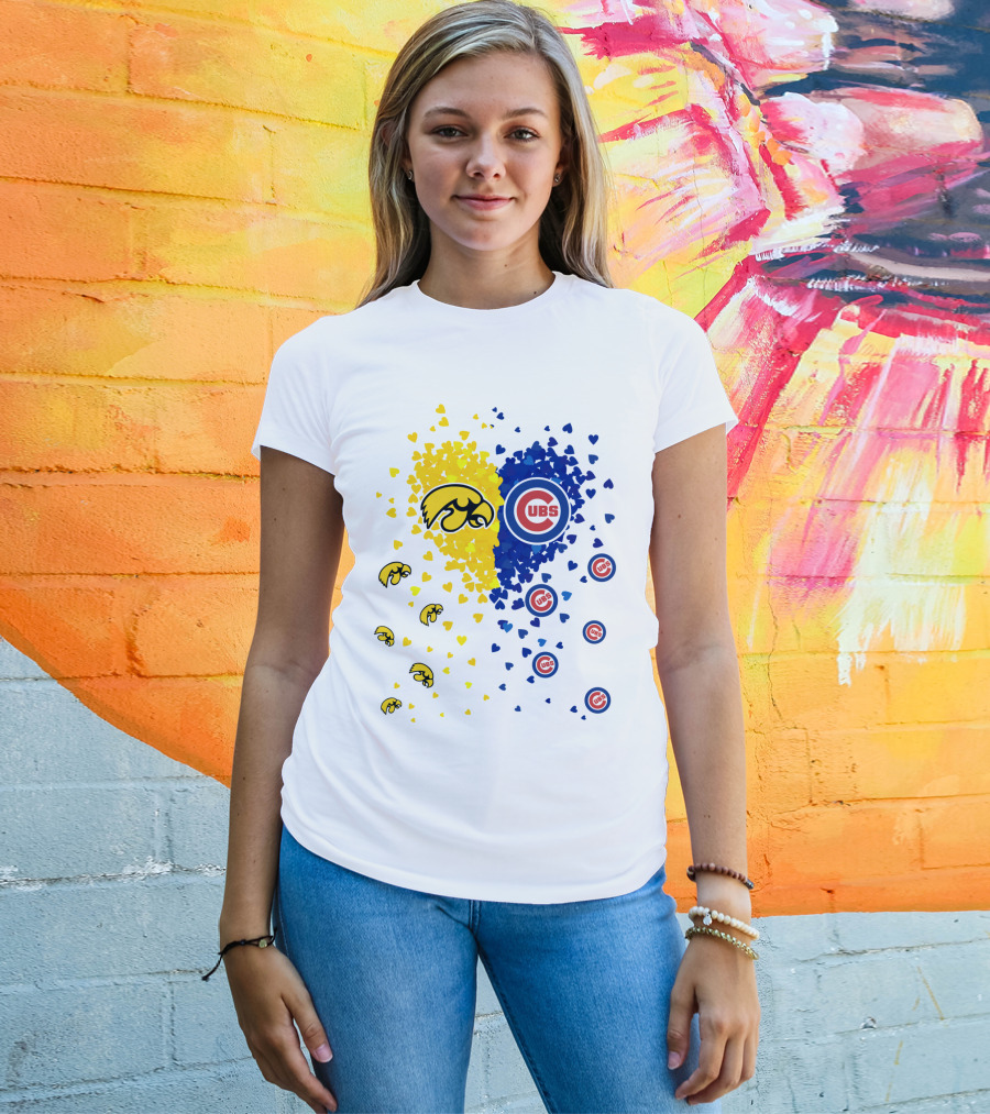 Heart Cubs Hawkeyes Chicago Iowa Love T-Shirt