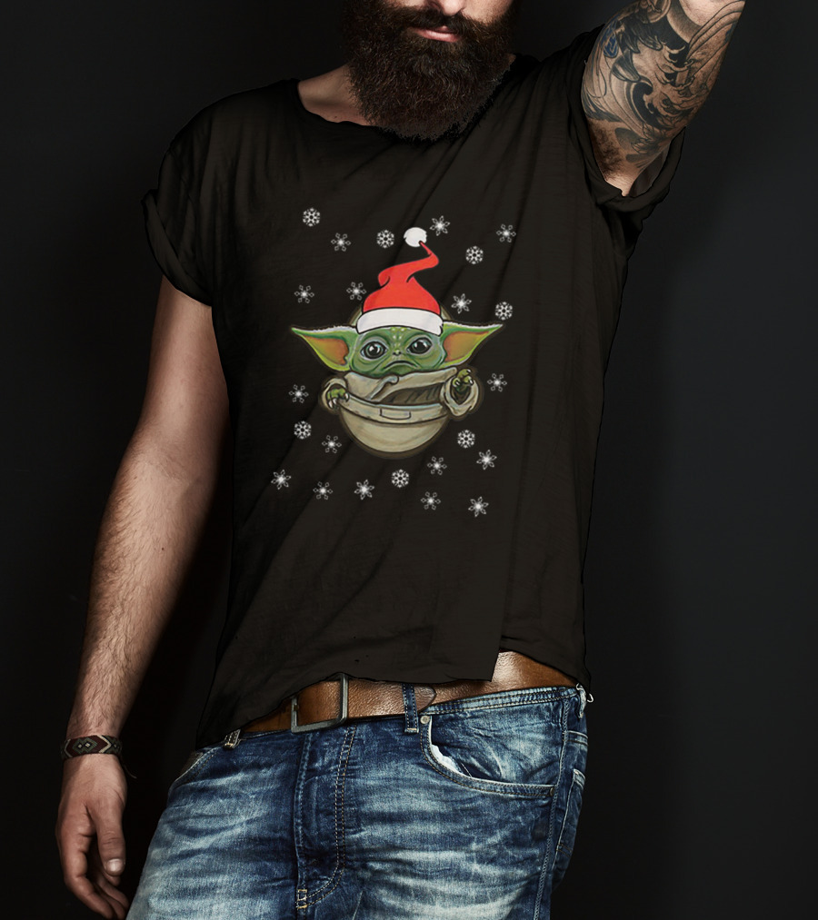 Merry Christmas Baby Yoda Snow The Mandalorian Santa Hat T-Shirt