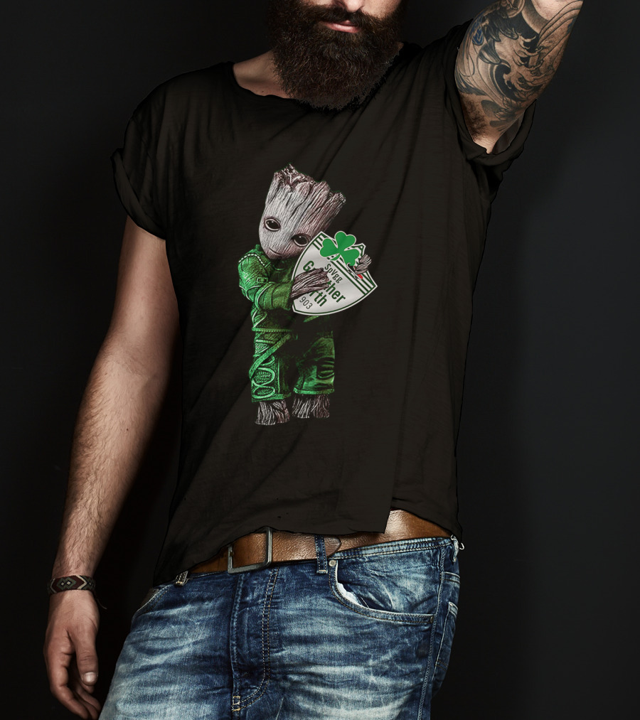 Baby Groot Hugging SpVgg Greuther Fürth Logo 1903 Football Club Emblem T-Shirt