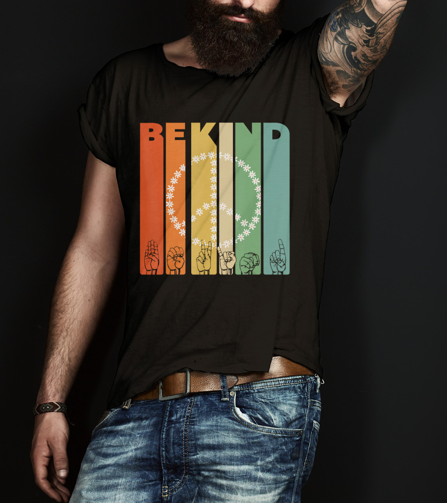 Be Kind Daisy Peace Sign Vintage I Choose Retro Hand Gesture T-Shirt