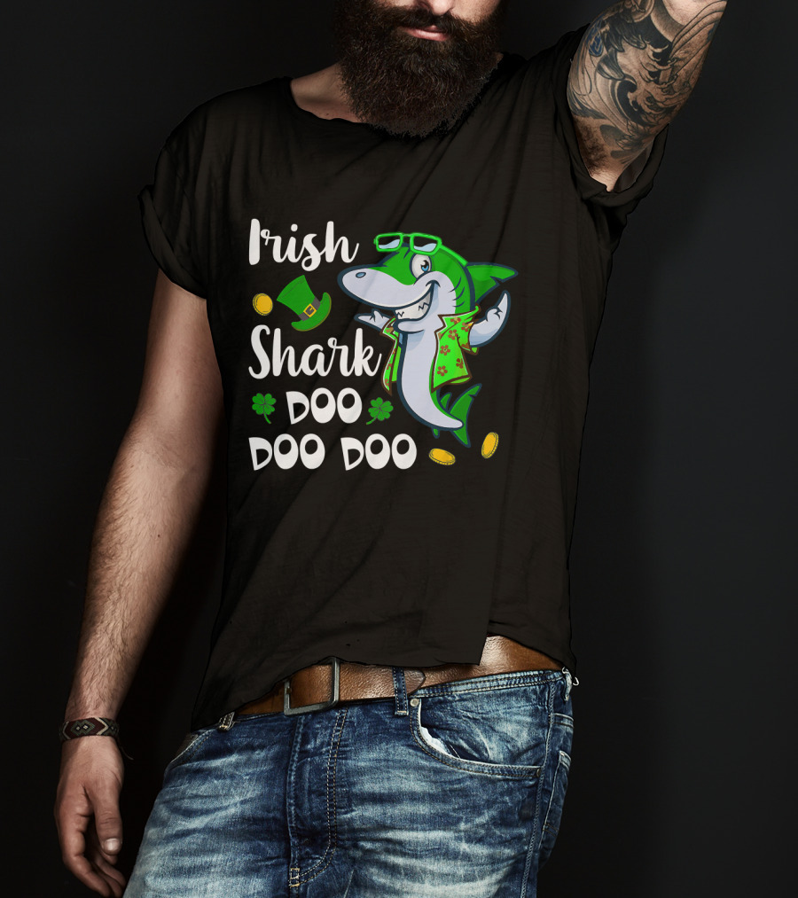 Irish Shark Doo Doo Doo St Patrick Day Leprechaun Hat Coins Shamrock T-Shirt