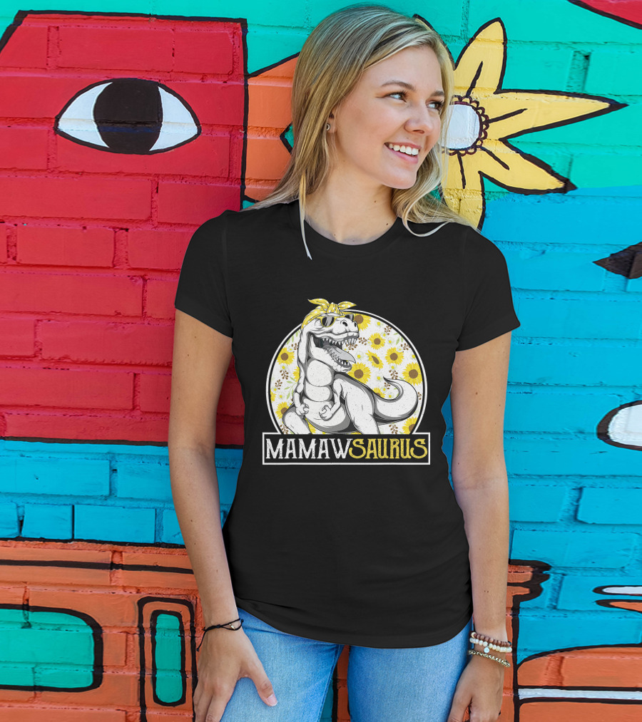 Mamaw Saurus Sunflower Dinosaur Grandma Fun Retro T-Rex T-Shirt