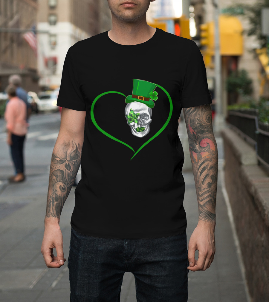 Kiss 02 Skull With Shamrock Star And Green Top Hat Inside Heart Shape T-Shirt