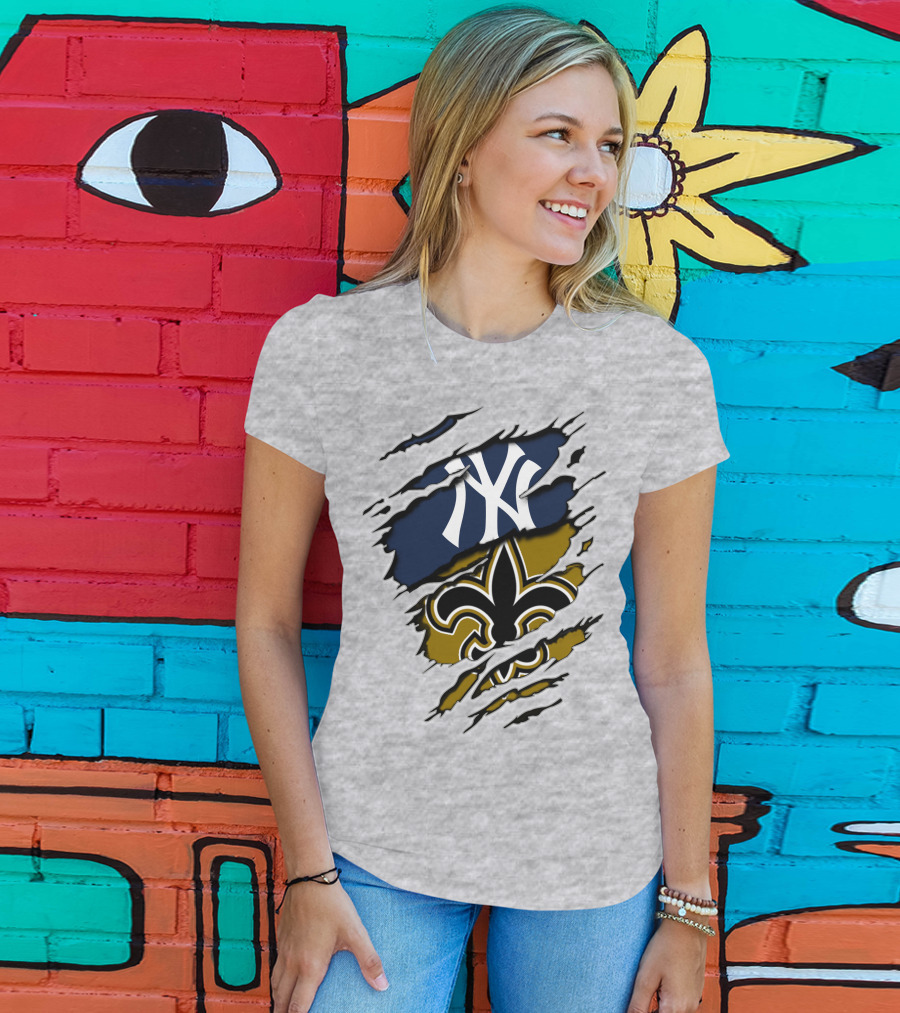 Yankees Saints Fleur-de-Lis Ripped T-Shirt