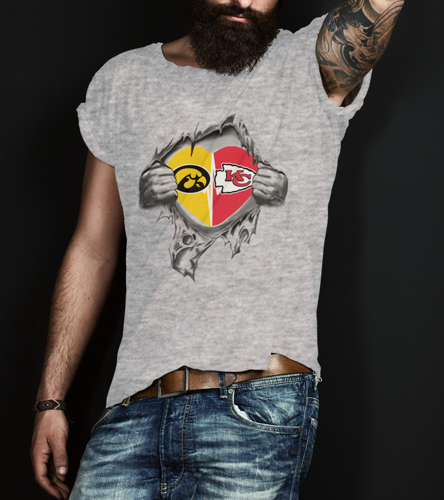 Iowa Hawkeyes And Kansas City Chiefs Heart In My Heart T-Shirt