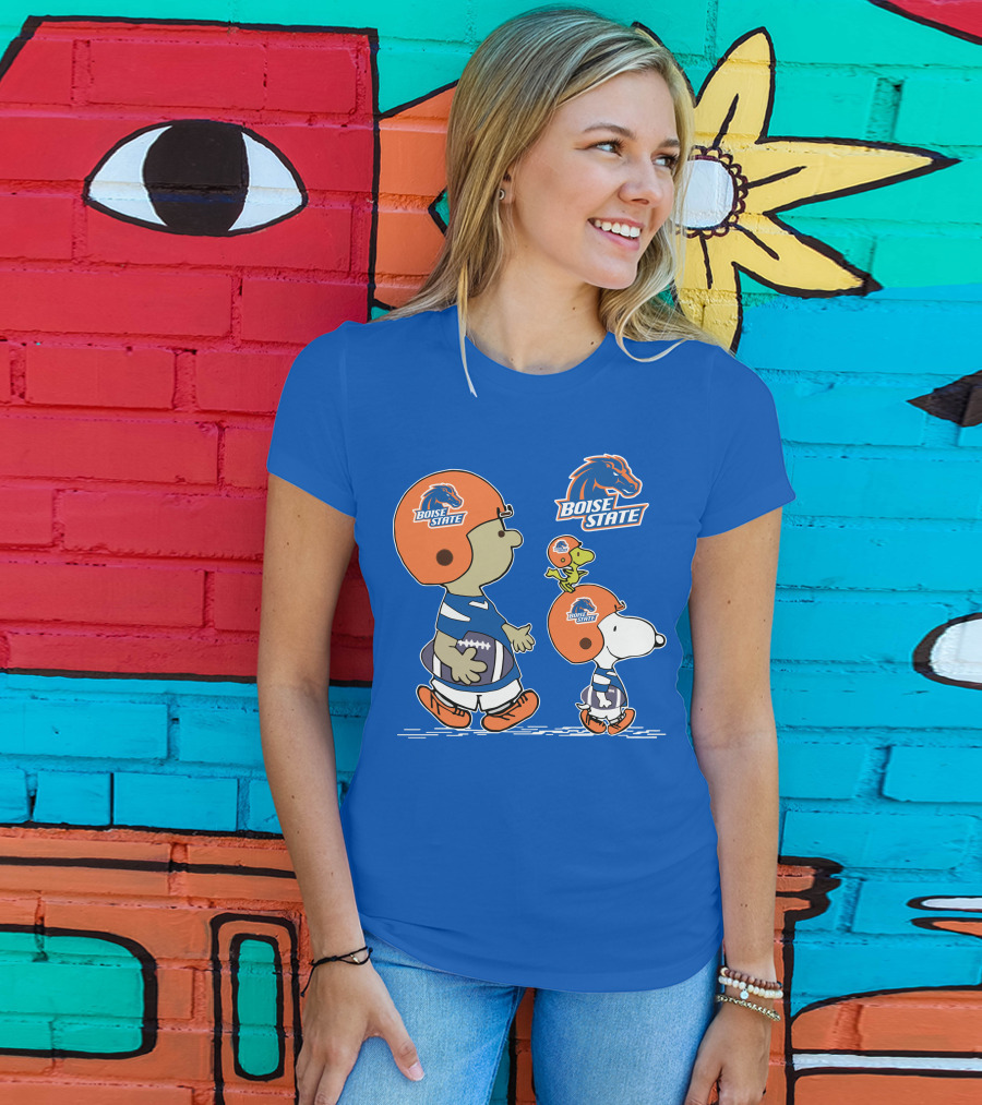 Boise State Broncos Peanuts Football Snoopy And Friends T-Shirt