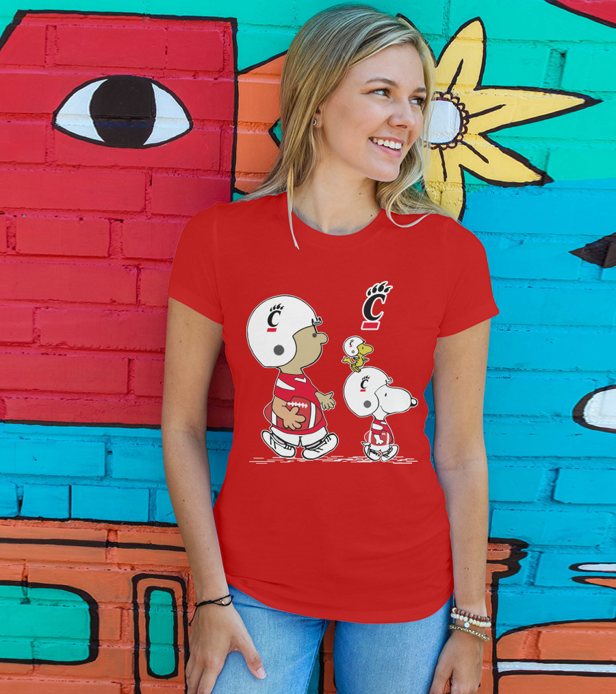 Cincinnati Bearcats Football Snoopy And Woodstock Game Day T-Shirt