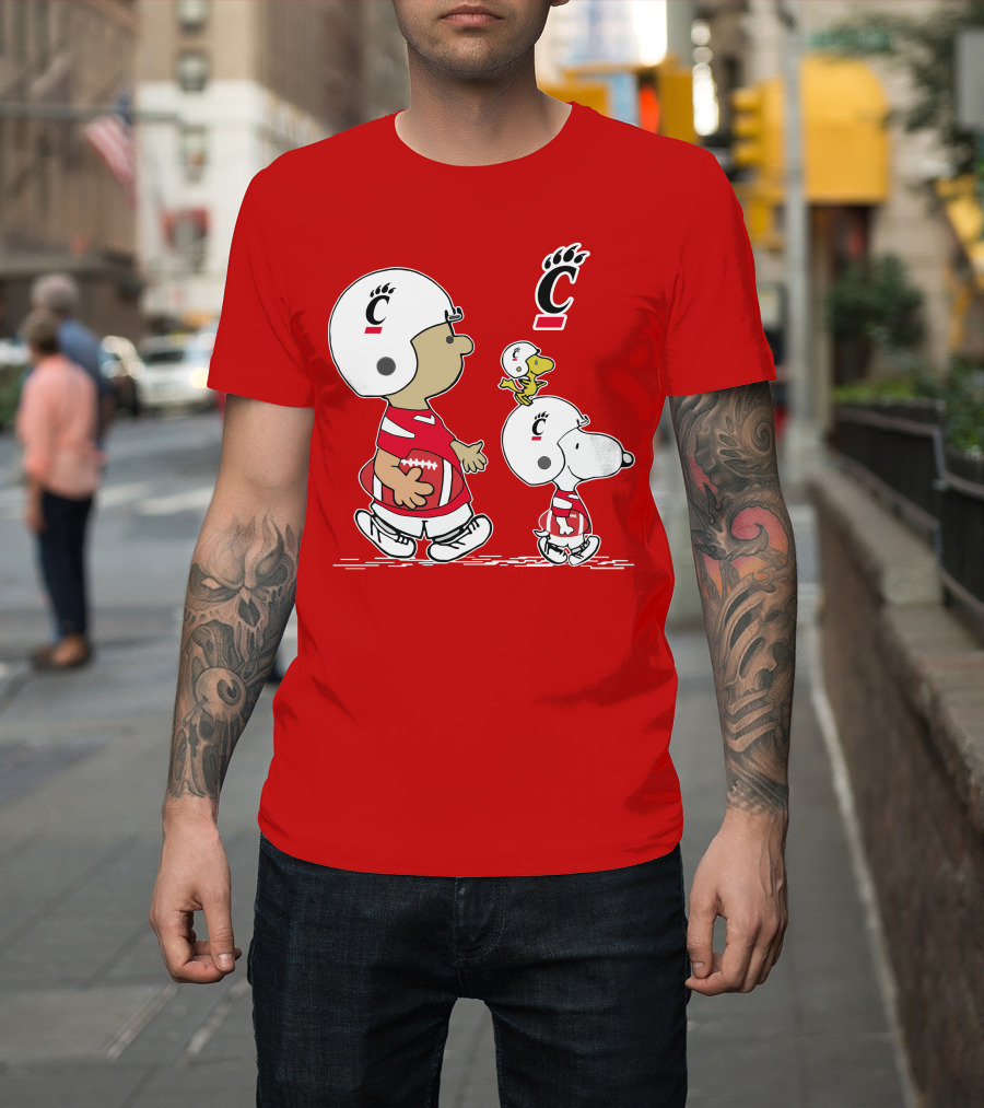 Cincinnati Bearcats Football Snoopy And Woodstock Game Day T-Shirt