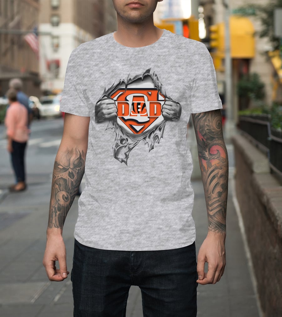 Bengals Super Dad Tiger Emblem In Torn Fabric Superman Style T-Shirt