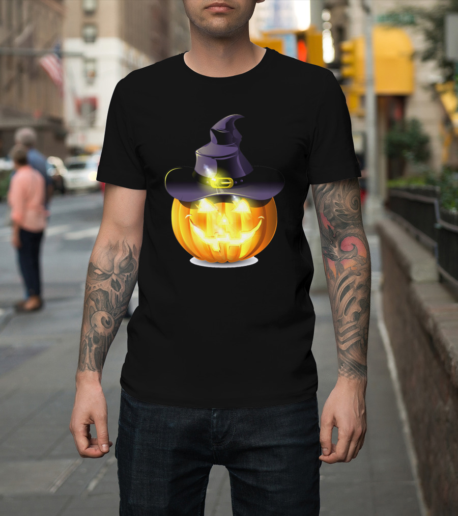 Halloween Pumpkin With Witch Hat And Glowing Smile T-Shirt