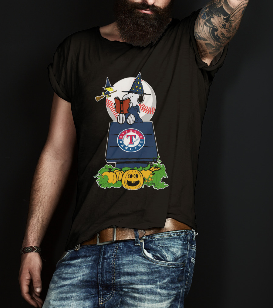 Texas Rangers Snoopy Halloween Pumpkins Magic Scene T-Shirt