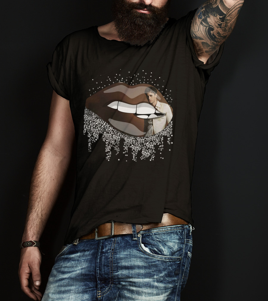 Enrique Iglesias Graphic With Sparkling Lips T-Shirt