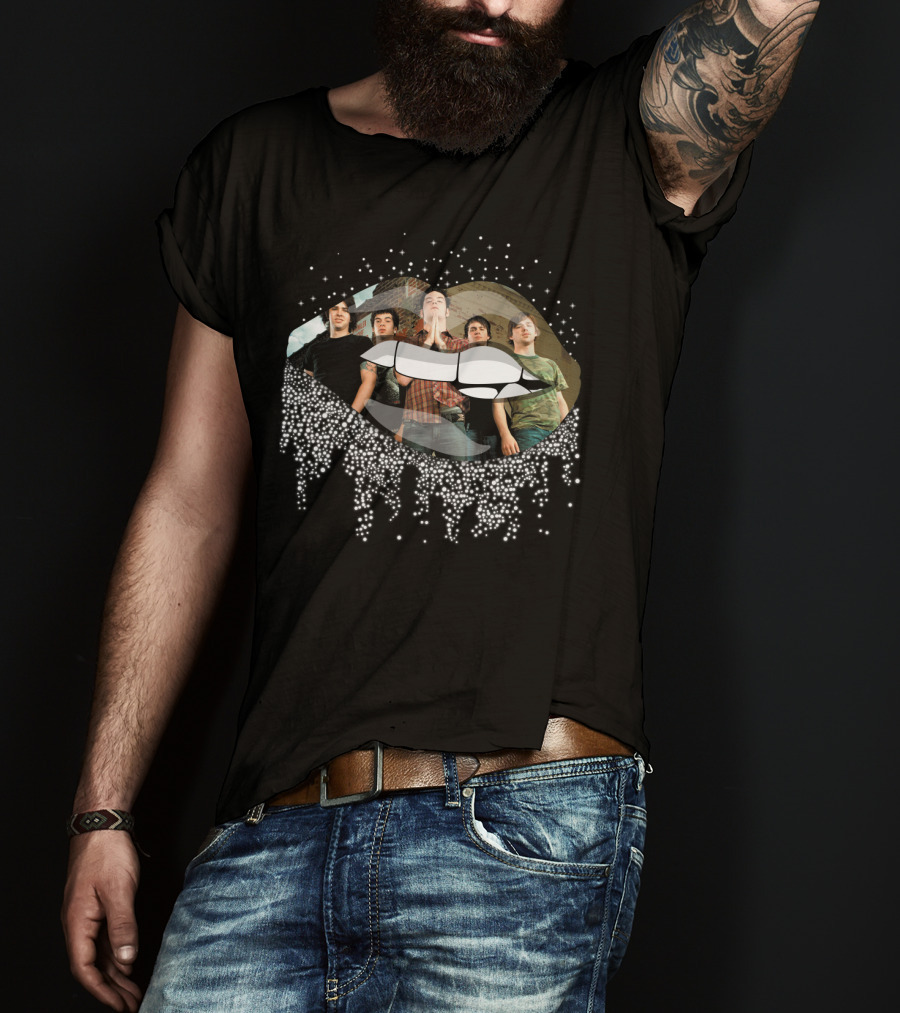 Senses Fail Band Graphic With Dripping Lips And Starry Effects T-Shirt