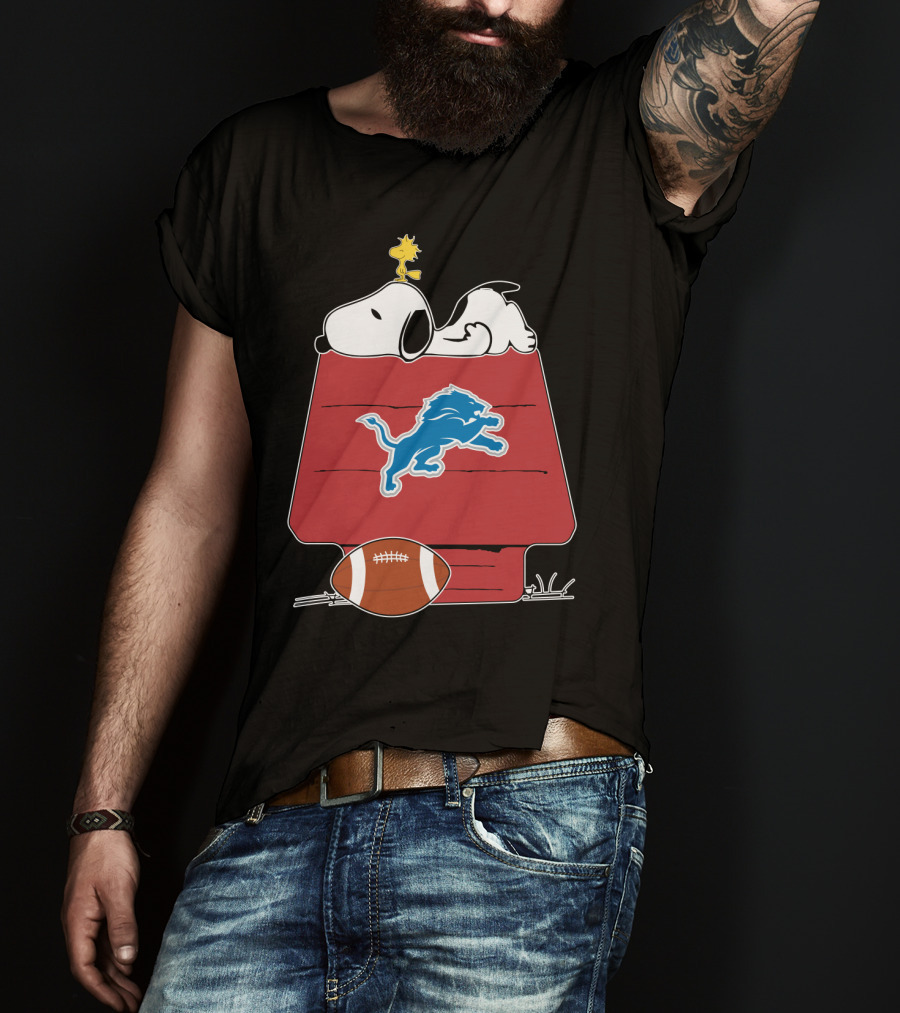 Detroit Lions Snoopy Woodstock Football T-Shirt